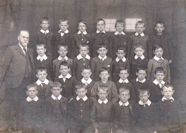 BURTON : Secondary school class